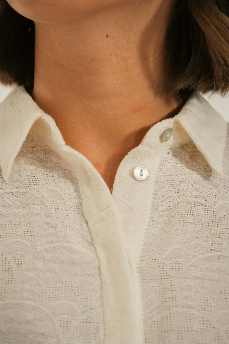 Chemise sans manches avec motifs ajourés CALA - Image 5
