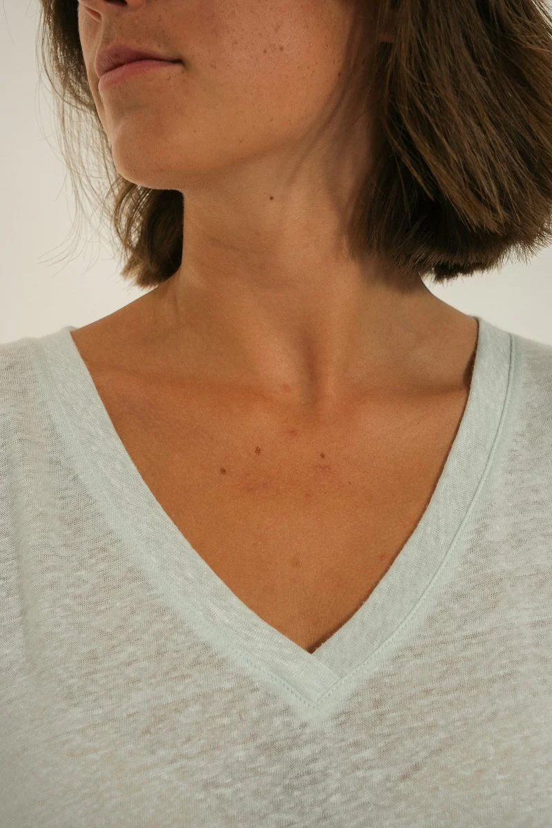 Tshirt encolure V MALTE - Image 6