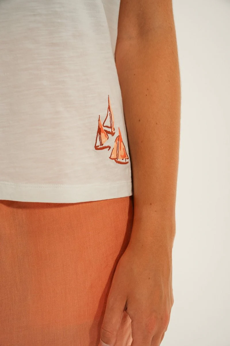 Tshirt broderie bateau MILA - Image 5
